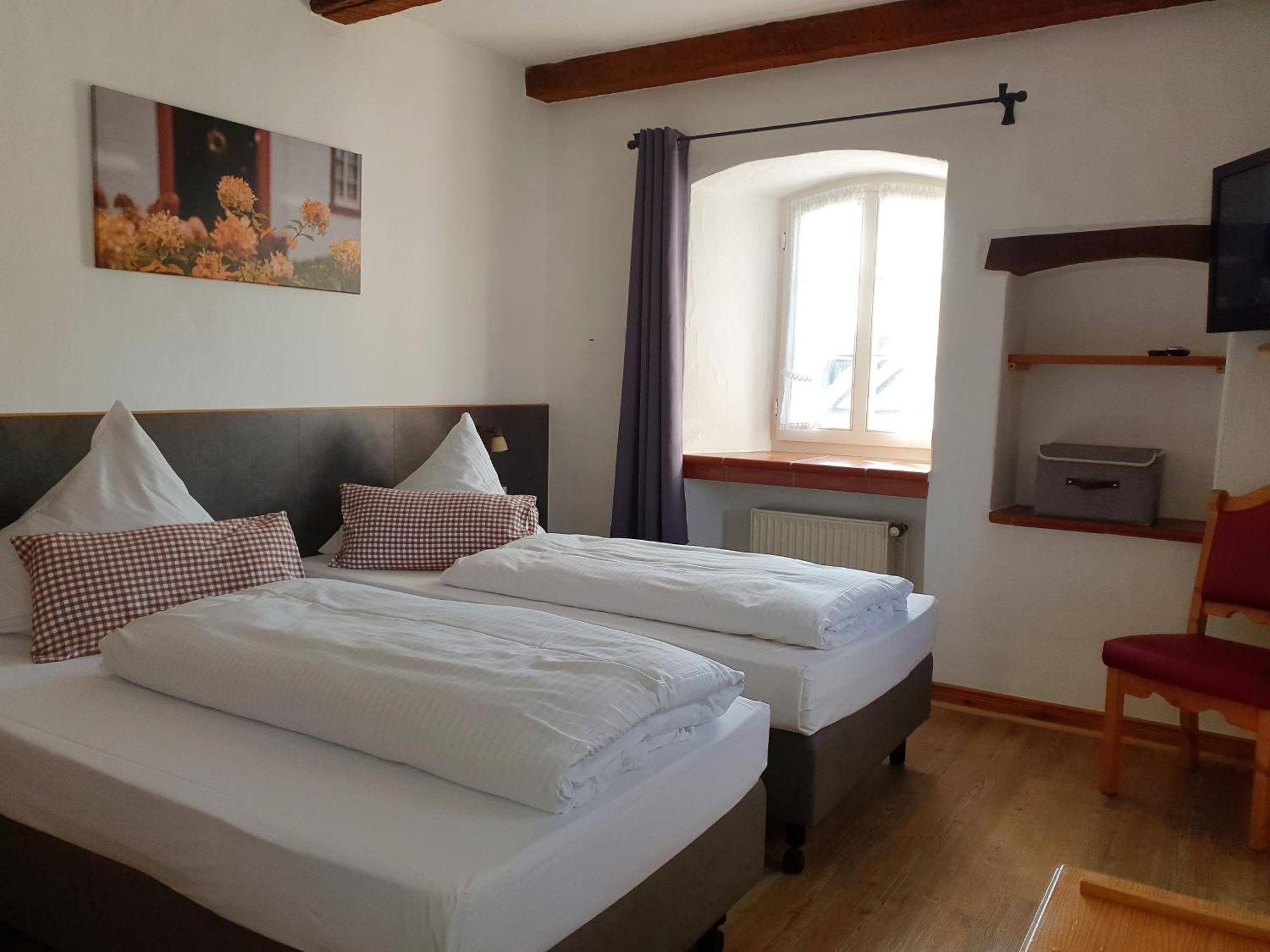 Hotel & Restaurant Huellen Barweiler ห้อง รูปภาพ